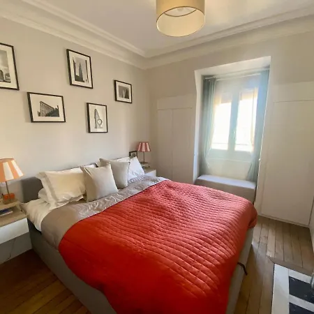 Charming In Apartment *